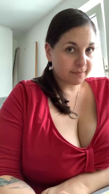 HornyMilfLeah 07-07-2021 XXX 